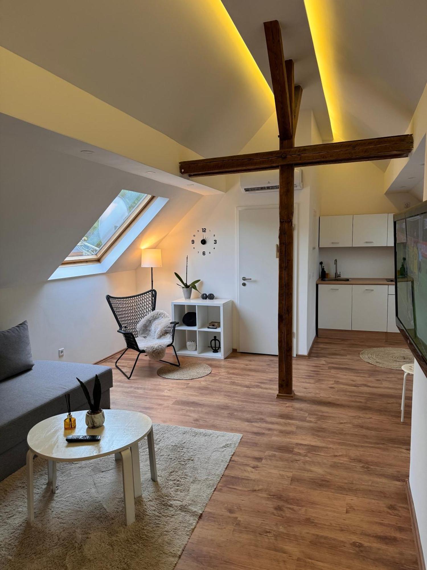 Apartment Exquisites Loft Mit Schloss Blick Fuer 5 Personen